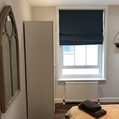 Modern One Bedroom Apartment Near The Seafront Portsmouth Exteriör bild