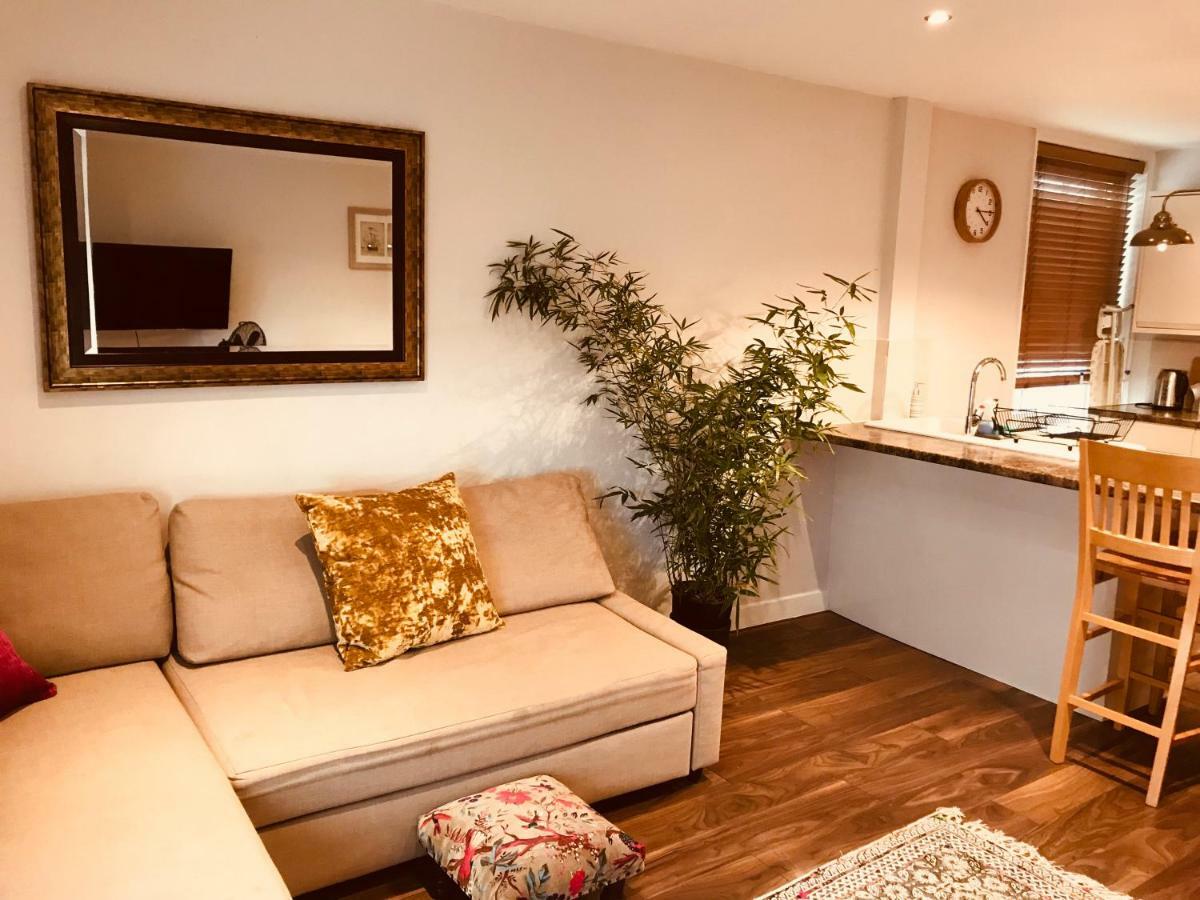 Modern One Bedroom Apartment Near The Seafront Portsmouth Exteriör bild